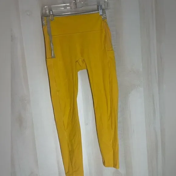 Outdoor Voices Yellow Leggings - Picture 2 of 16